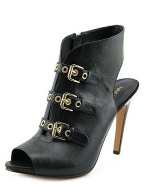 Nine West Black Buckle Heels Booties Size 6.5
Excellent Condition